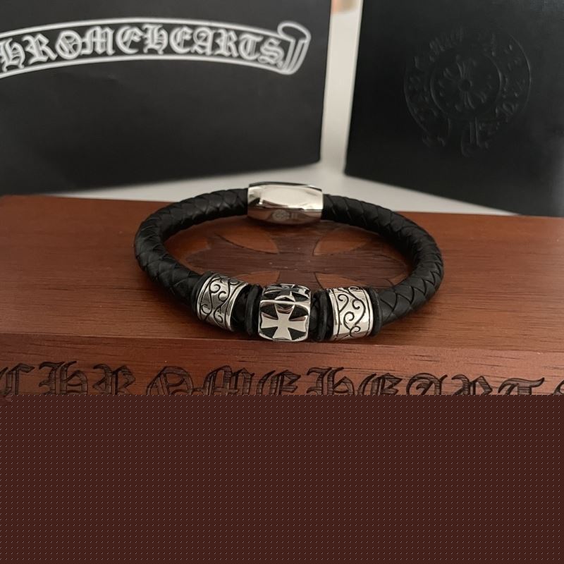 Ch**me He**ts bracelets
